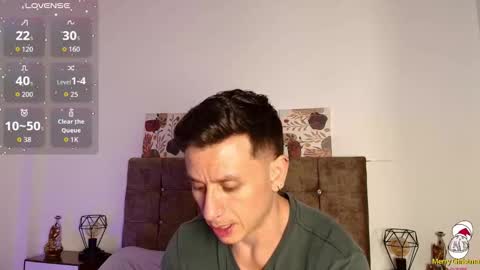 _andrewfalcon2 online show from 11/17/25, 04:35