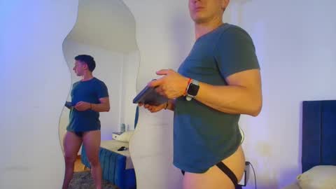 _andrewfalcon2 online show from 11/24/25, 08:19