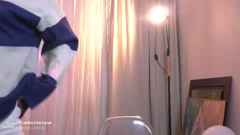 Angie -  online show from 06/09/26, 08:42