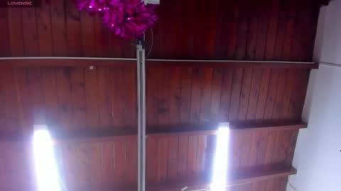 Any online show from 02/28/25, 07:14