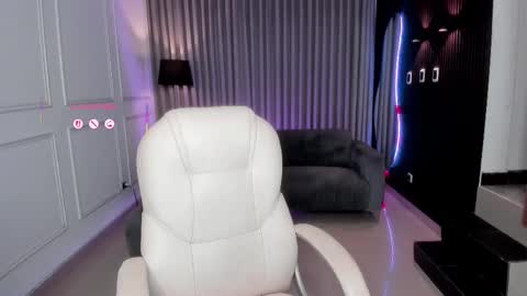 Ana online show from 02/11/25, 07:48