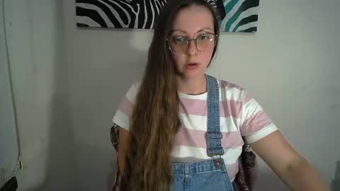 Snapshot of _annabelle_lee chatting on 06/18/26, 09:14 Anna online show from 06/18/26, 09:14