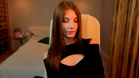 Ana online show from 11/24/25, 02:33