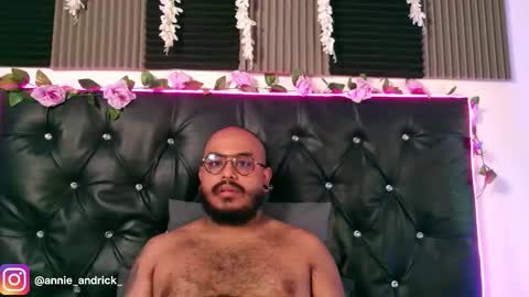 Annie Andrick online show from 03/08/26, 01:15