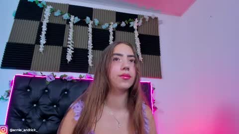 Annie Andrick online show from 06/24/26, 11:09