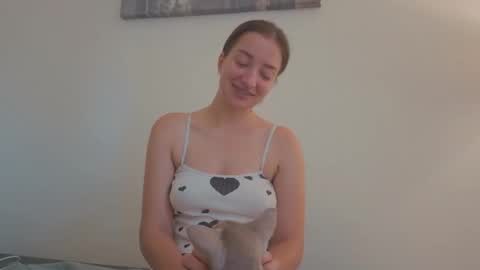 Anna online show from 09/15/25, 01:55