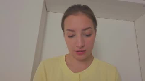 Anna online show from 10/03/25, 09:45