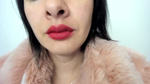 Snapshot of _antomouth_paradise chatting on 01/24/25, 10:00 antonia online show from 01/24/25, 10:00