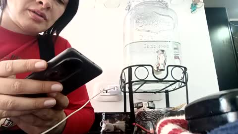 Snapshot of _antomouth_paradise chatting on 01/26/25, 06:58 antonia online show from 01/26/25, 06:58
