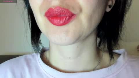 Snapshot of _antomouth_paradise chatting on 02/12/25, 10:24 antonia online show from 02/12/25, 10:24