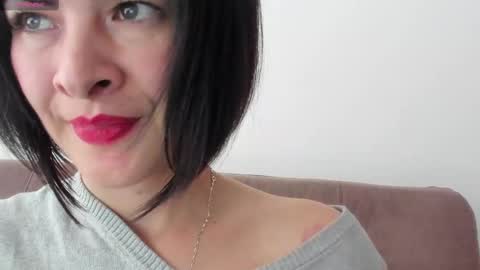 Snapshot of _antomouth_paradise chatting on 02/25/25, 05:04 antonia online show from 02/25/25, 05:04