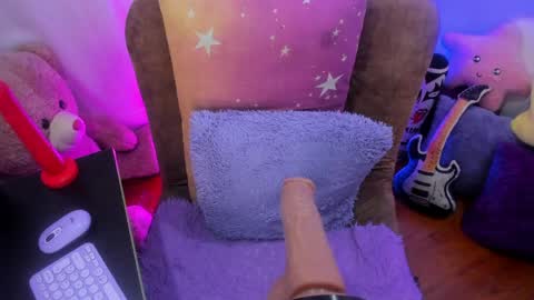 Snapshot of _antonella_dreams chatting on 04/11/26, 11:09 _antonella_dreams online show from 04/11/26, 11:09