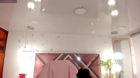 antonnela online show from 10/05/25, 02:04