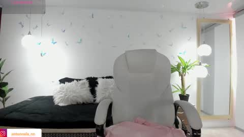 antonnela online show from 03/10/26, 02:55