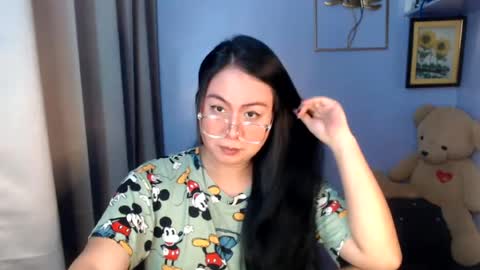 Snapshot of _arah chatting on 06/22/26, 04:42 arah online show from 06/22/26, 04:42