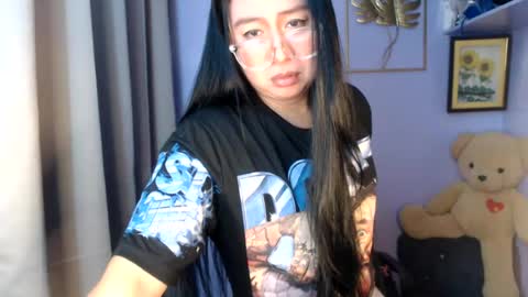 Snapshot of _arah chatting on 06/24/26, 11:59 arah online show from 06/24/26, 11:59