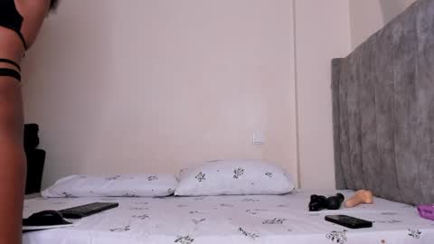 Ariah independent model online show from 05/10/26, 05:56