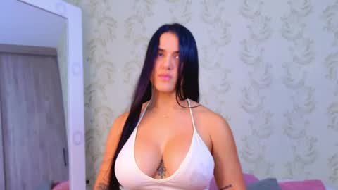 Queen Cruz online show from 01/08/26, 01:41