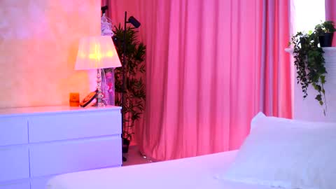 Arielle online show from 11/05/25, 09:42