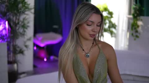 Arielle online show from 06/26/26, 07:35