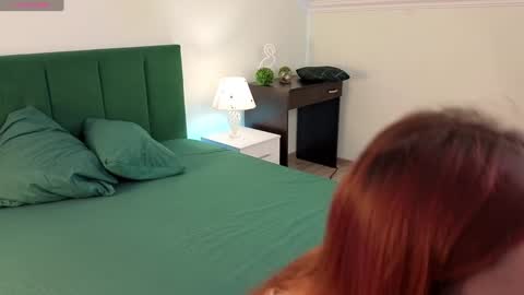 Snapshot of _ashley_collin_ chatting on 02/03/25, 01:51 Sofia  online show from 02/03/25, 01:51