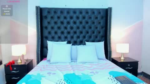 _ashley_thompson_ online show from 03/18/26, 08:12