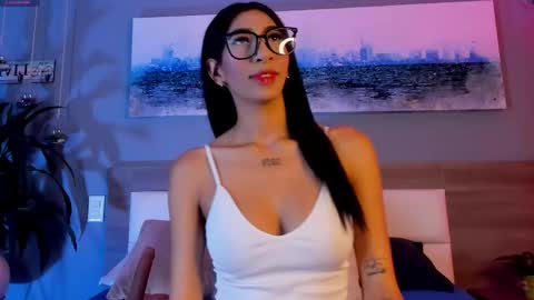 Snapshot of _ashly_77 chatting on 03/24/26, 08:25 Ashly online show from 03/24/26, 08:25