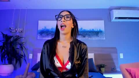 Snapshot of _ashly_77 chatting on 03/26/26, 08:03 Ashly online show from 03/26/26, 08:03