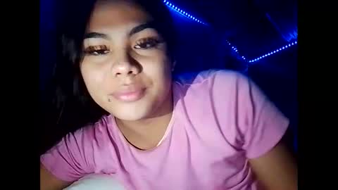 Snapshot of _asianslutyymikha_ chatting on 11/12/25, 09:14 _asianslutyymikha_ online show from 11/12/25, 09:14