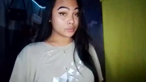 Snapshot of _asianslutyymikha_ chatting on 03/20/26, 10:09 _asianslutyymikha_ online show from 03/20/26, 10:09