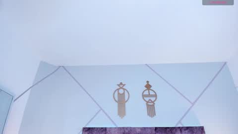 _aurora_collins_ online show from 11/18/25, 01:15