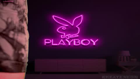 Snapshot of _available_ chatting on 02/01/26, 11:36 _available_ online show from 02/01/26, 11:36