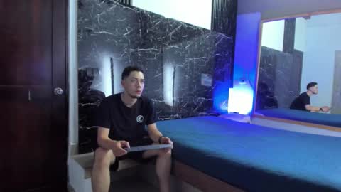 _axel_09 online show from 09/12/25, 04:23