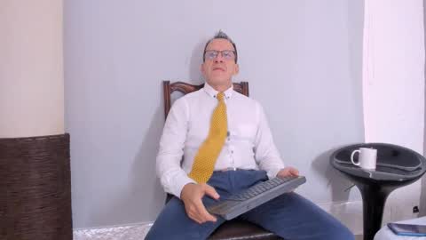 _axelking_ online show from 11/25/25, 11:43