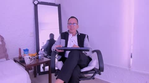 Snapshot of _axelking_ chatting on 02/12/26, 11:38 _axelking_ online show from 02/12/26, 11:38