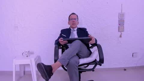 Snapshot of _axelking_ chatting on 02/19/26, 11:39 _axelking_ online show from 02/19/26, 11:39