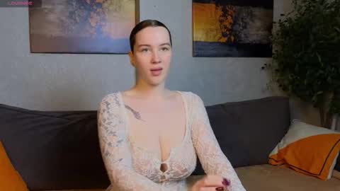 Jess online show from 11/22/25, 09:19