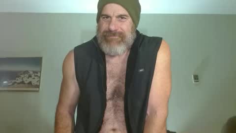 Snapshot of _bacchus chatting on 05/14/26, 01:29 Bacchus online show from 05/14/26, 01:29