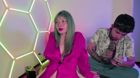 Snapshot of _baterchatur chatting on 01/12/25, 12:23 Lunita online show from 01/12/25, 12:23