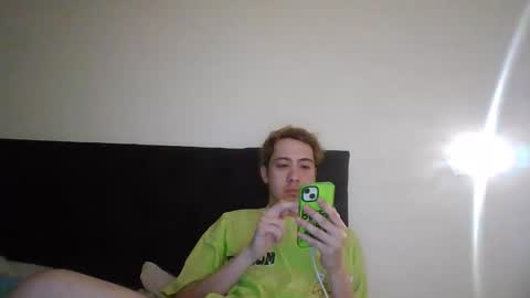 Snapshot of _bbyboy chatting on 11/09/25, 12:42 bbyboy online show from 11/09/25, 12:42