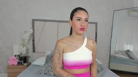 Bella Nova online show from 12/14/25, 12:21