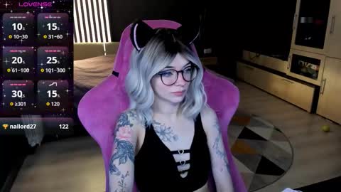 Olivia Subscribe to my Fansly -   online show from 03/27/26, 11:26