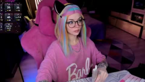 Olivia Subscribe to my Fansly -   online show from 04/26/26, 12:30