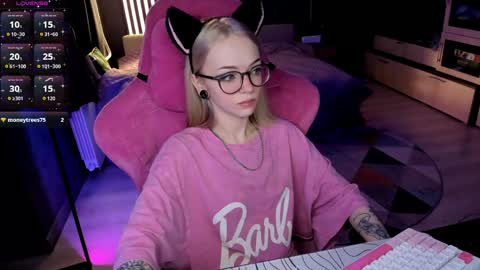 Olivia Subscribe to my Fansly -   online show from 04/26/26, 11:46