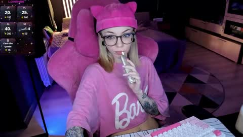 Olivia Subscribe to my Fansly -   online show from 04/28/26, 12:42