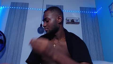 Snapshot of _black_stallion chatting on 10/16/25, 03:07 Andrew online show from 10/16/25, 03:07