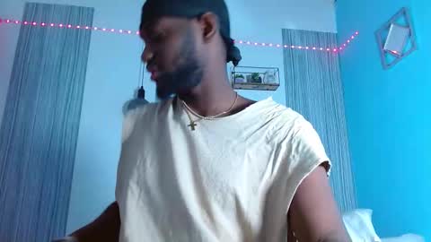 Snapshot of _black_stallion chatting on 12/02/25, 03:12 Andrew online show from 12/02/25, 03:12