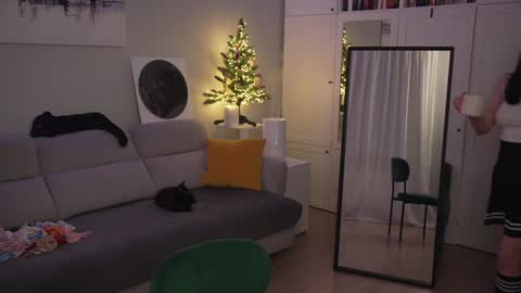 Snapshot of _blackbee_ chatting on 12/08/24, 09:08 Lili online show from 12/08/24, 09:08