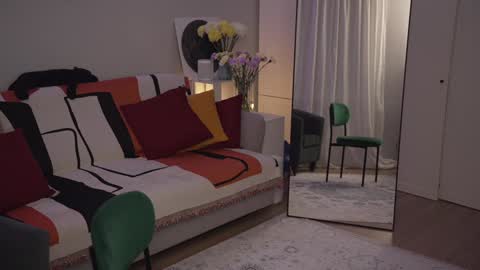 Snapshot of _blackbee_ chatting on 01/29/25, 09:28 Lili online show from 01/29/25, 09:28