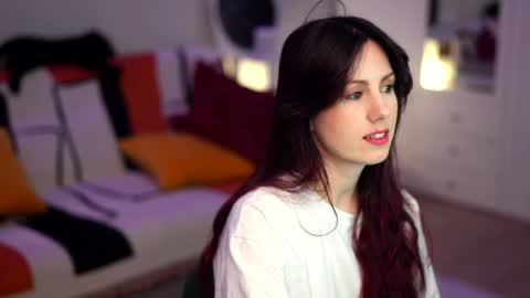 Lili online show from 12/22/25, 05:59